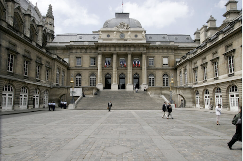 Le Pen, Bayrou et Mélenchon face aux juges: trois destins différents, une même motivation