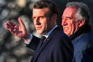 Mode de scrutin: le pari risqué de Macron