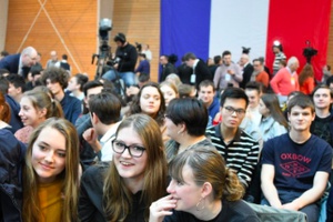 Ce que le débat avec Macron nous dit des jeunes Français