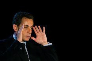 Sarkozy cherche à parler aux marchés sans décevoir ses électeurs
