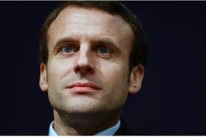 Emmanuel Macron: le modèle du sauveur ou de la politique 2.0 ?