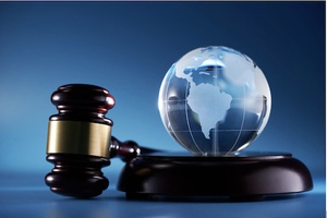 Le droit international: un boulet pour l’Europe?