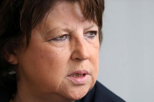 Martine Aubry atterrit, mais s’écrase