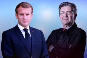 Le match Macron-Mélenchon chez la jeunesse éduquée 