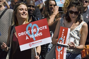 La jeunesse et Mélenchon: dernier vote avant la fin du monde