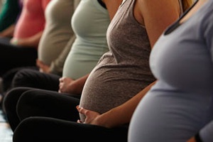 Suivi des femmes enceintes, sortir du tout médical?
